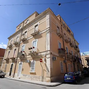 La Sicilia In Un Sogno Nocleg ze śniadaniem Syrakuzy